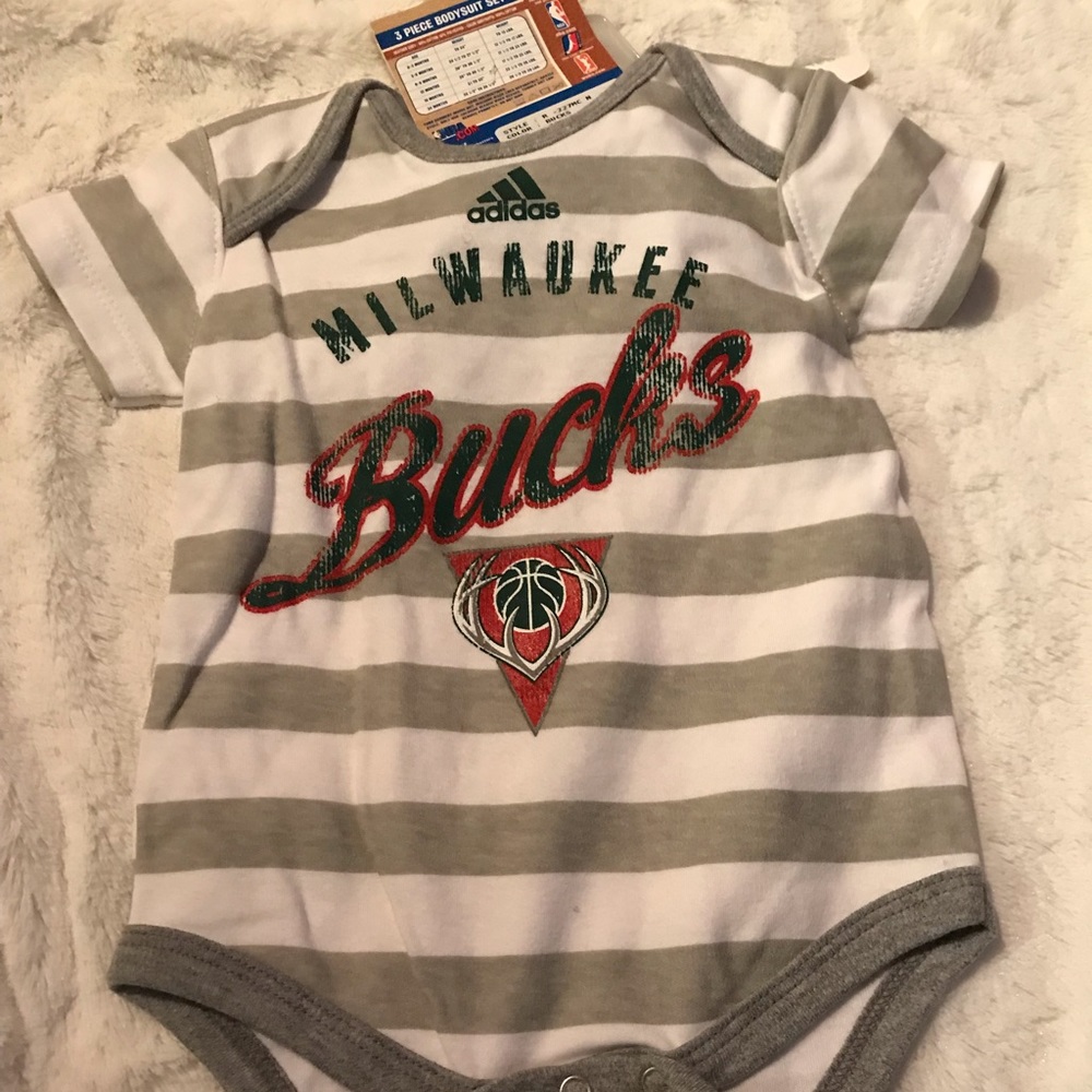 Adidas Milwaukee Bucks onesies (3-pack) NWT
